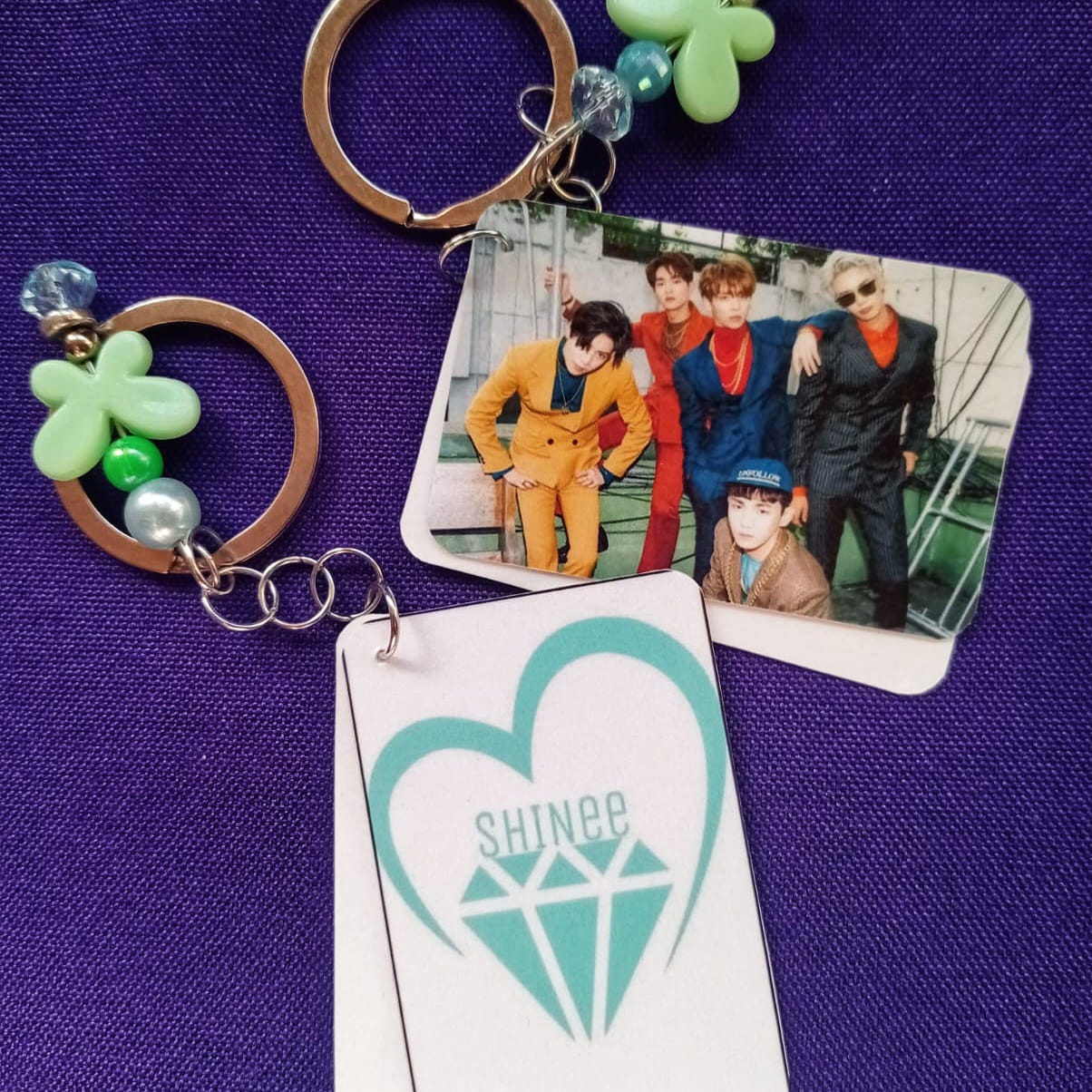 SHINee 1 Mini Photocard Keychain Purple Heart SHINee 1 Mini Photocard Keychain Purple Heart